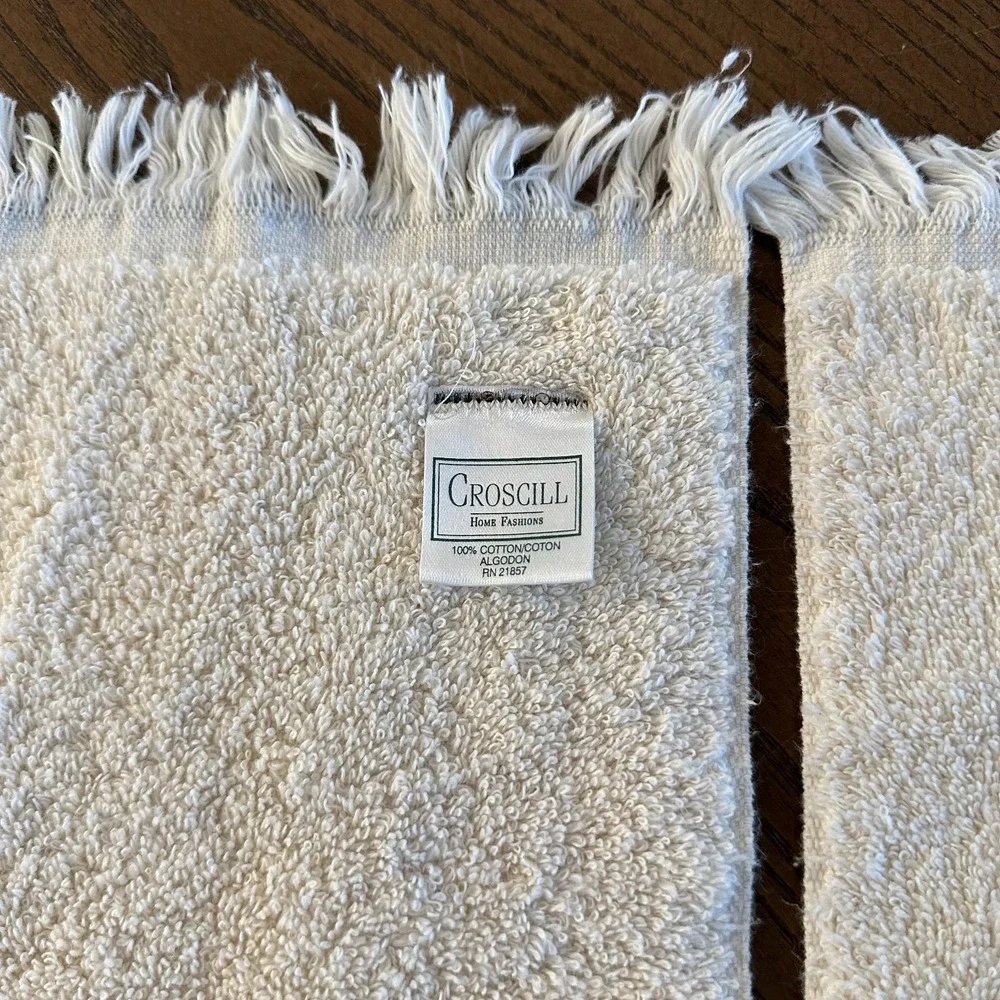2 Croscill Hand Towels Purple‎ Band Cotton White India Grannycore 17'' x 13''